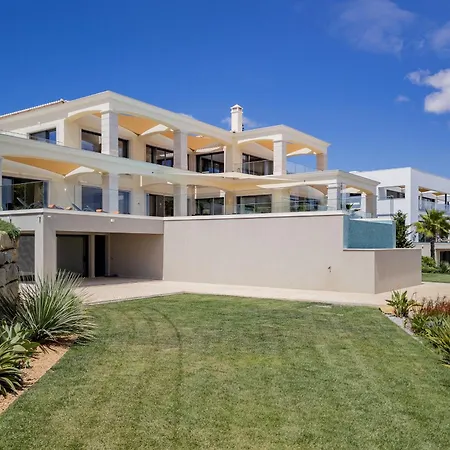 Villa Meridian By Destination Algarve *